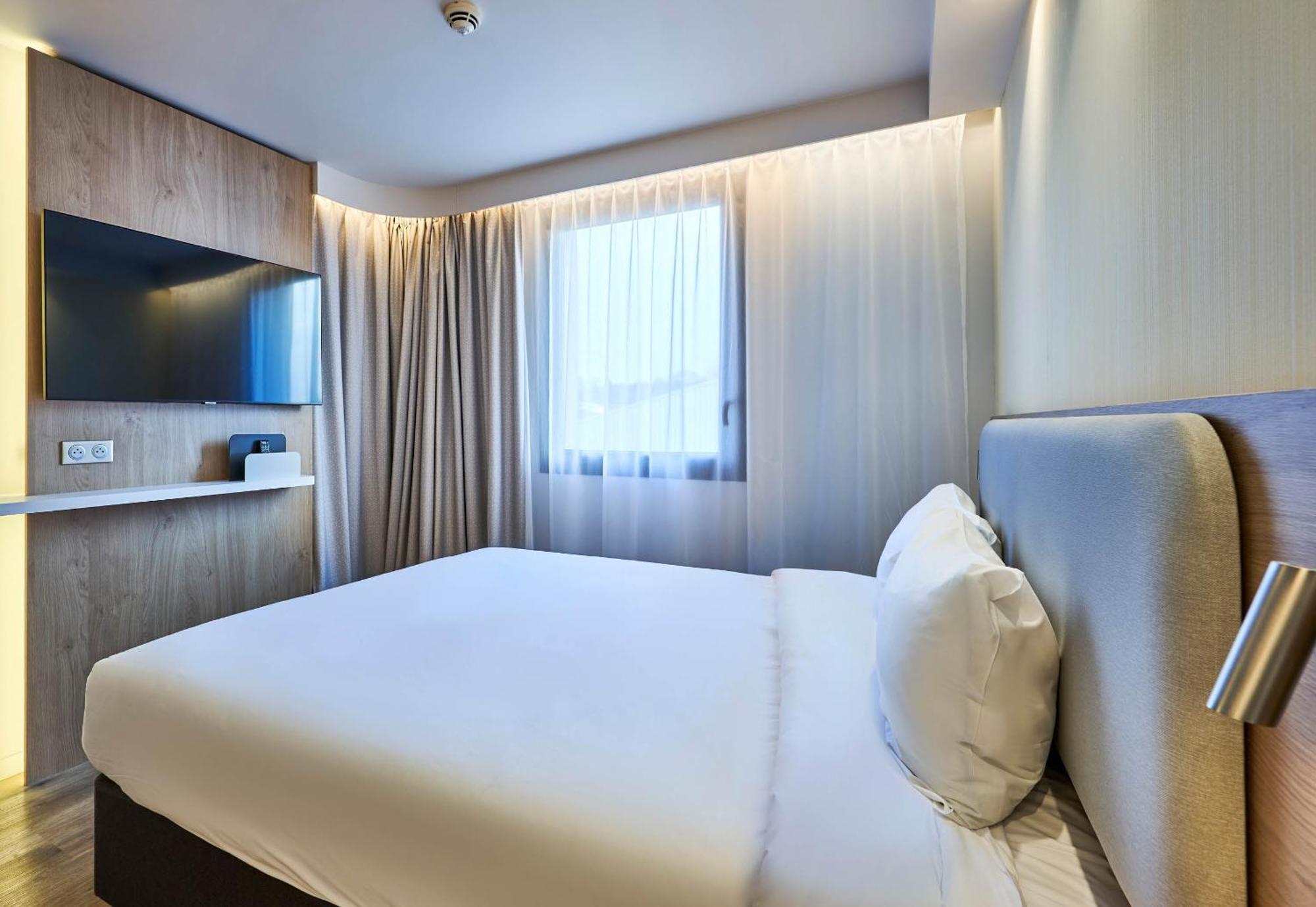 B&B Hotel Deauville-Touques Kültér fotó